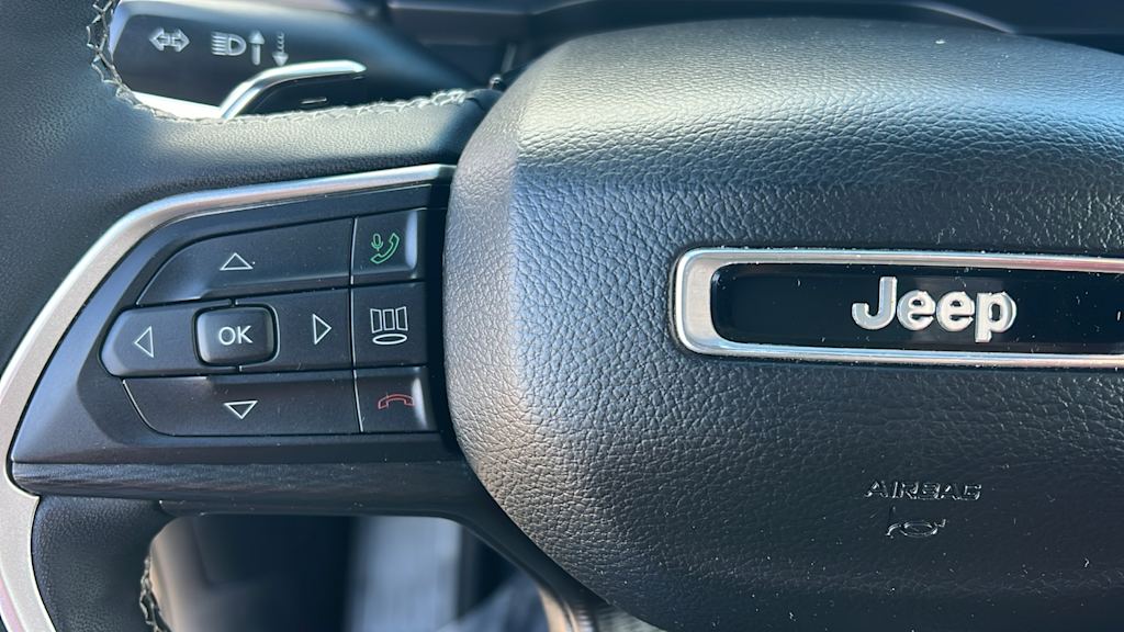 Thumbnail: 2023 Jeep Grand Cherokee L - 24