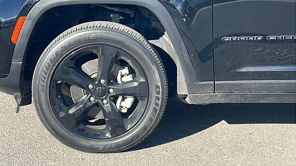 Thumbnail: 2023 Jeep Grand Cherokee L - 7