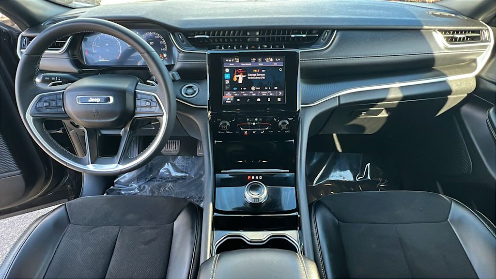 Thumbnail: 2023 Jeep Grand Cherokee L - 12