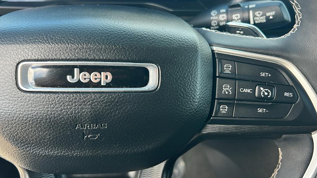 Thumbnail: 2023 Jeep Grand Cherokee L - 28