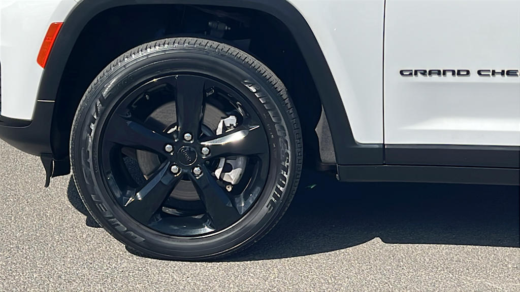 Thumbnail: 2023 Jeep Grand Cherokee L - 8
