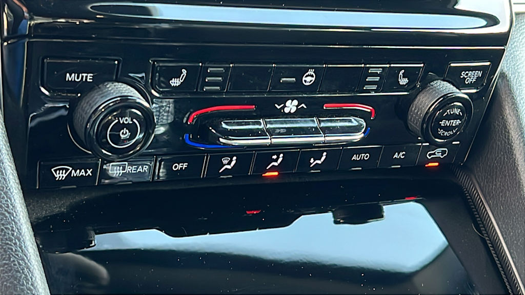 Thumbnail: 2023 Jeep Grand Cherokee L - 23