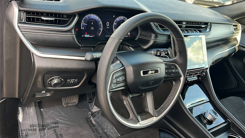 Thumbnail: 2023 Jeep Grand Cherokee L - 2