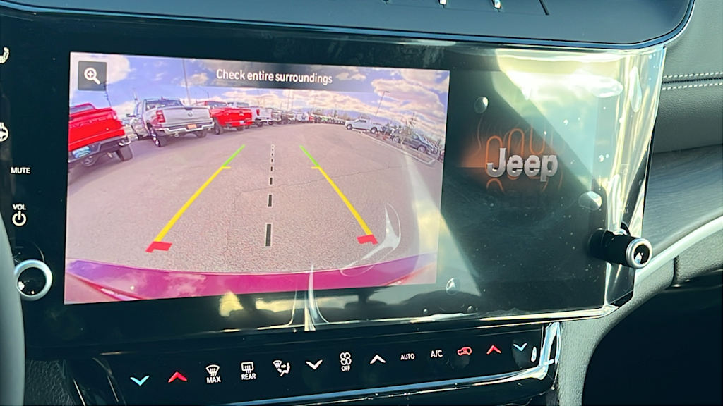 Thumbnail: 2026 Jeep Grand Cherokee L - 24