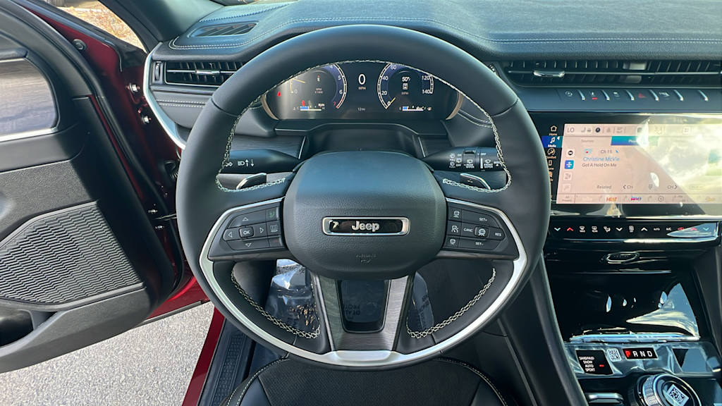 Thumbnail: 2026 Jeep Grand Cherokee L - 9