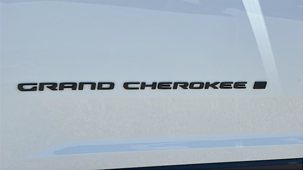 Thumbnail: 2026 Jeep Grand Cherokee L - 30