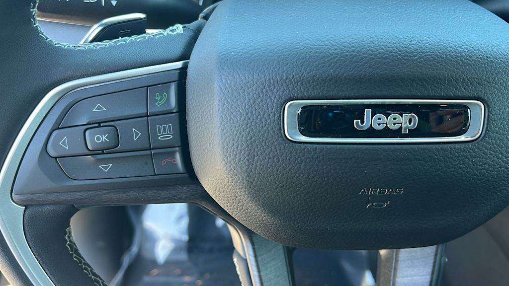 Thumbnail: 2026 Jeep Grand Cherokee L - 24