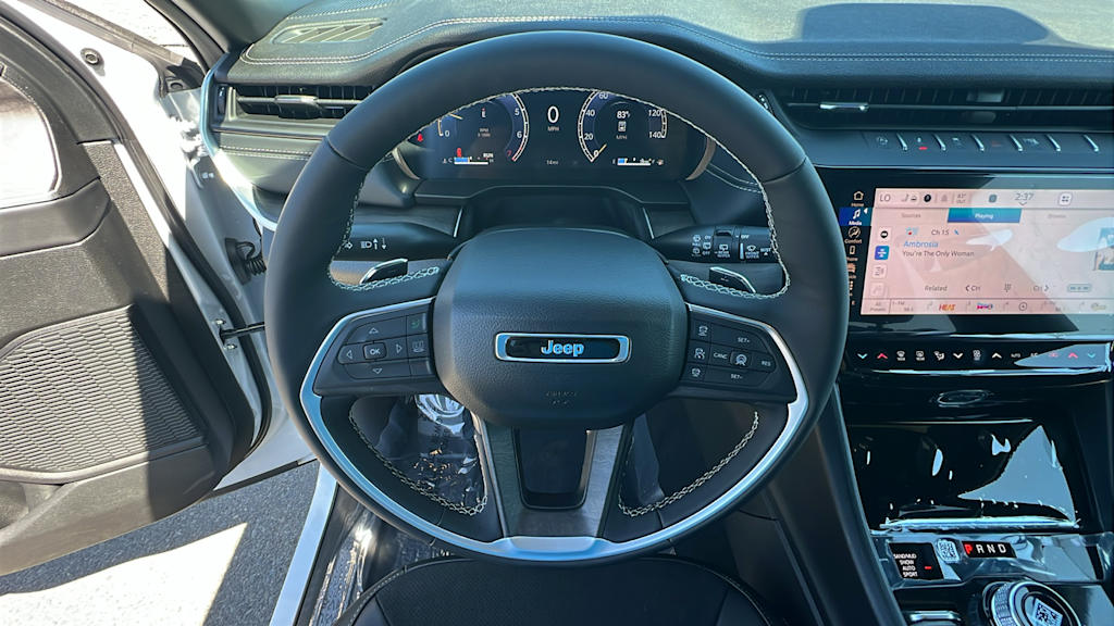 Thumbnail: 2026 Jeep Grand Cherokee L - 9