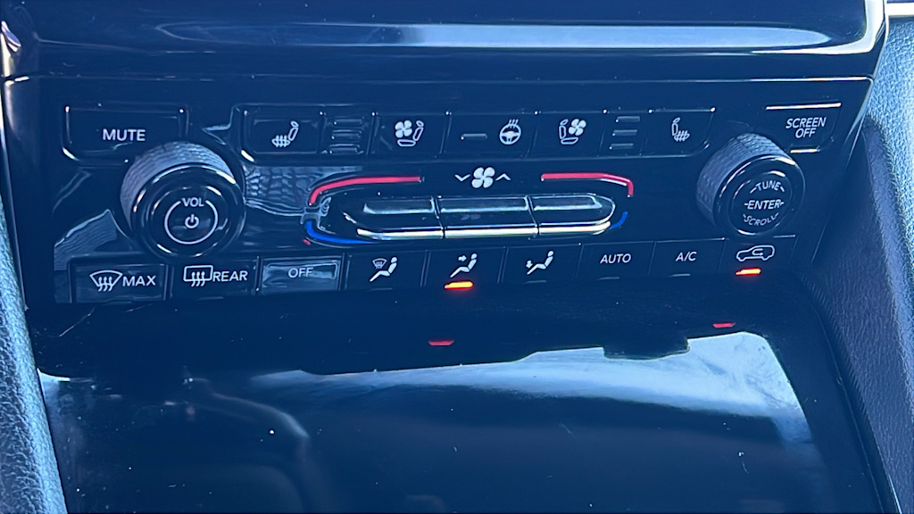 Thumbnail: 2024 Jeep Grand Cherokee L - 22