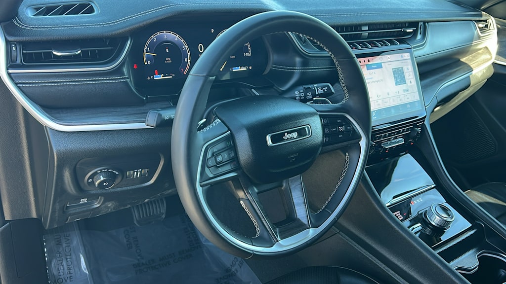 Thumbnail: 2024 Jeep Grand Cherokee L - 2