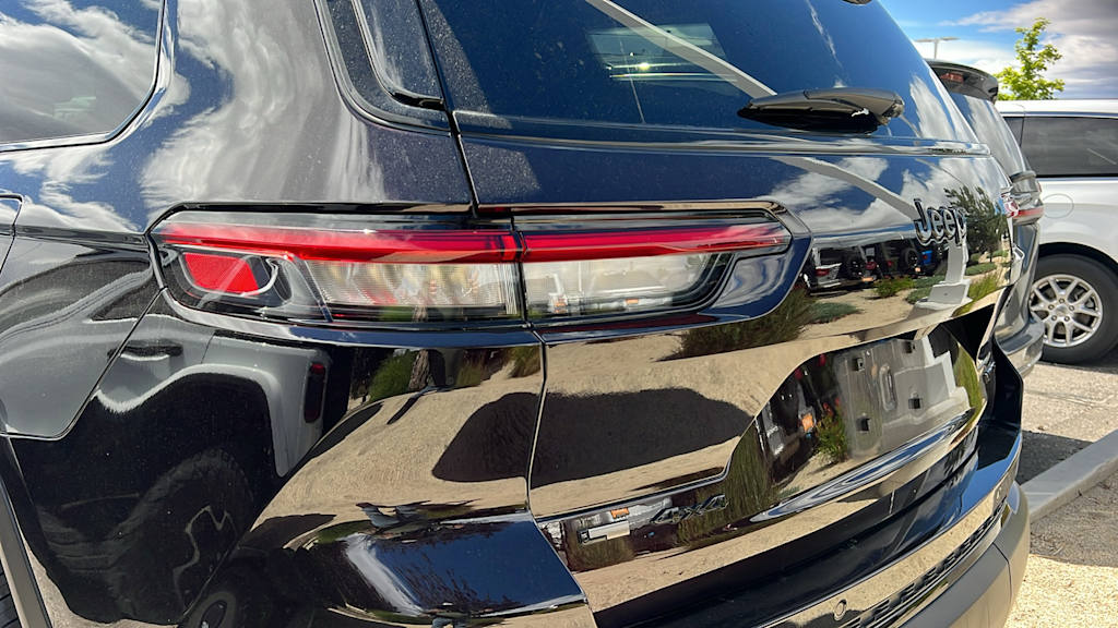 Thumbnail: 2022 Jeep Grand Cherokee L - 9