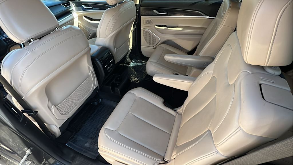 2021 Jeep Grand Cherokee L Limited Edition 12