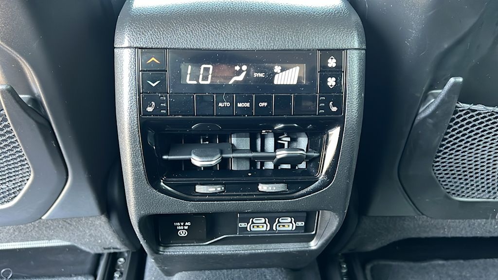 Thumbnail: 2023 Jeep Grand Cherokee L - 30