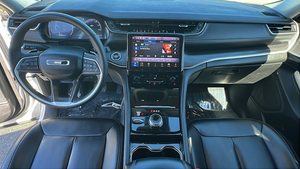Thumbnail: 2023 Jeep Grand Cherokee L - 12
