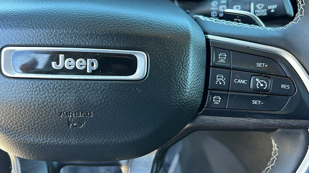 Thumbnail: 2023 Jeep Grand Cherokee L - 26