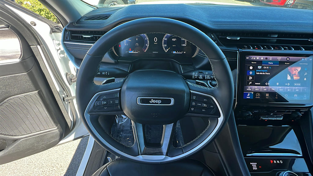 Thumbnail: 2023 Jeep Grand Cherokee L - 9