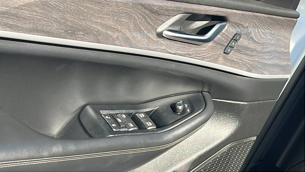 Thumbnail: 2023 Jeep Grand Cherokee L - 27