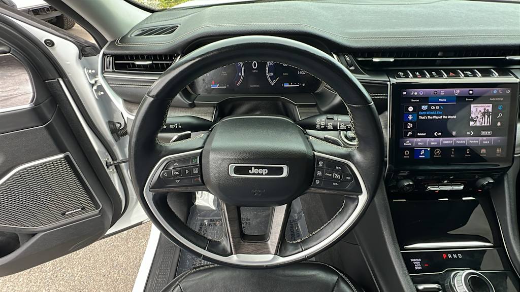 Thumbnail: 2022 Jeep Grand Cherokee L - 9