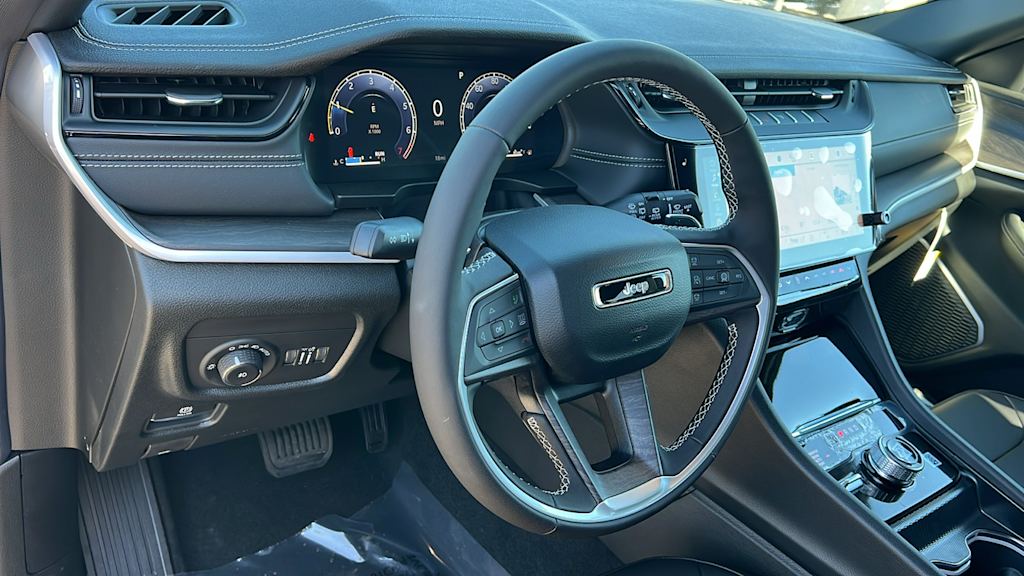 Thumbnail: 2026 Jeep Grand Cherokee L - 2