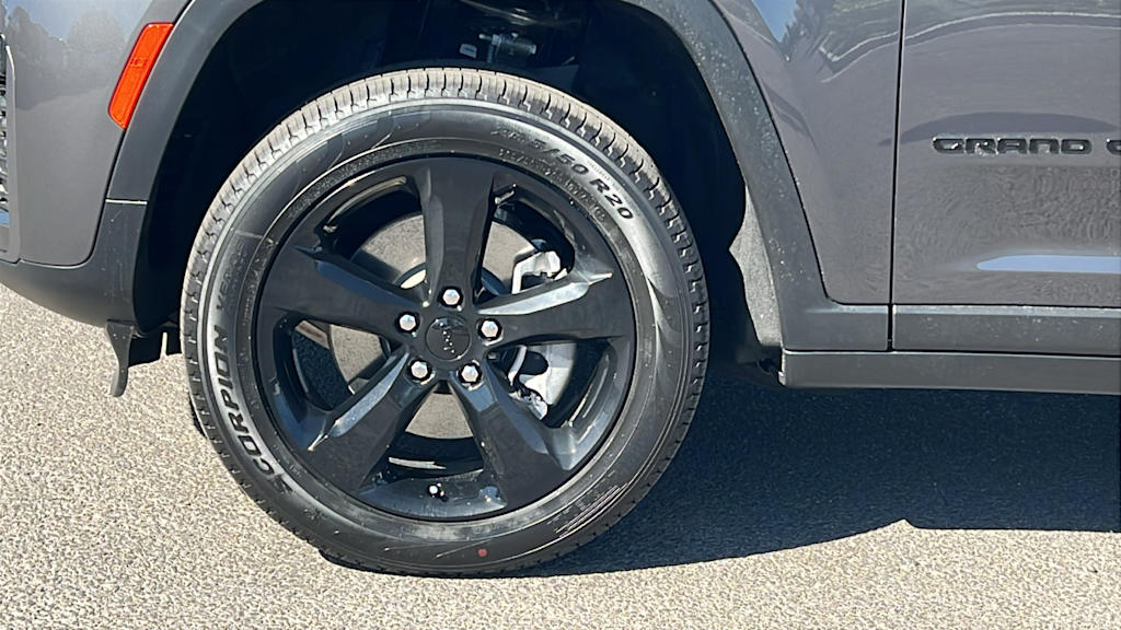 Thumbnail: 2026 Jeep Grand Cherokee L - 8