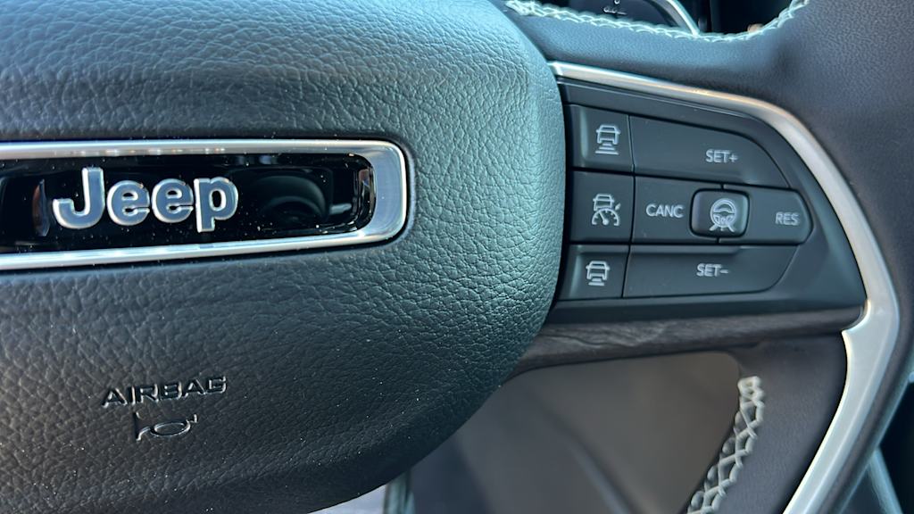 Thumbnail: 2026 Jeep Grand Cherokee L - 26