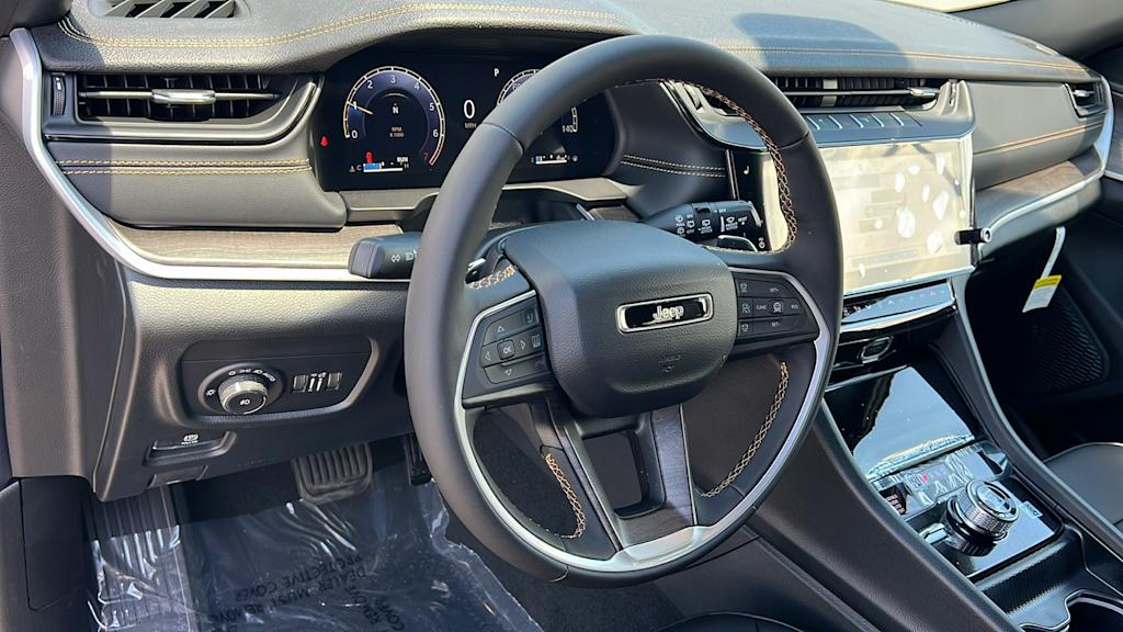 Thumbnail: 2026 Jeep Grand Cherokee L - 2