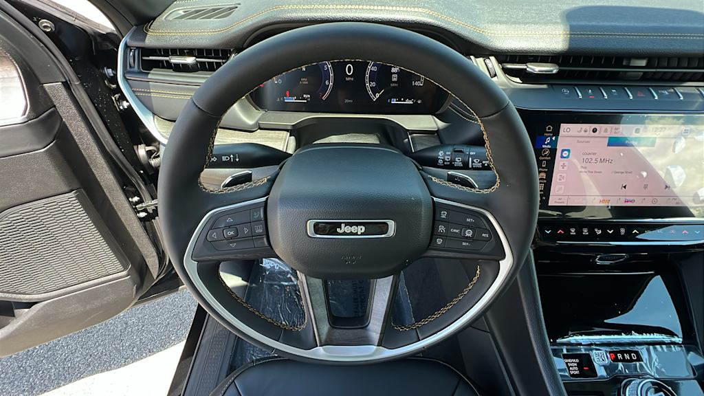 Thumbnail: 2026 Jeep Grand Cherokee L - 9