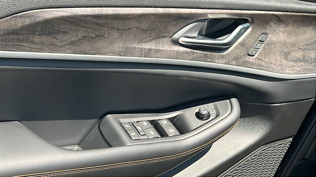 Thumbnail: 2026 Jeep Grand Cherokee L - 26