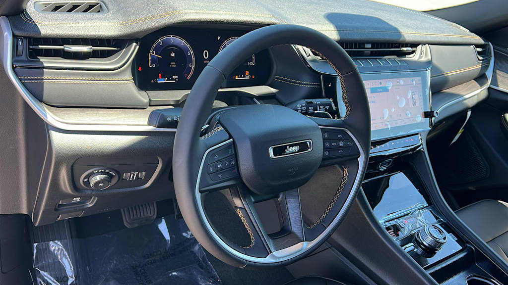 Thumbnail: 2026 Jeep Grand Cherokee L - 2
