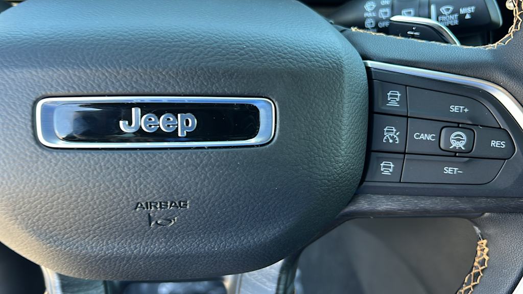 Thumbnail: 2026 Jeep Grand Cherokee L - 26