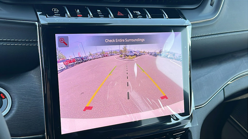 Thumbnail: 2025 Jeep Grand Cherokee L - 24