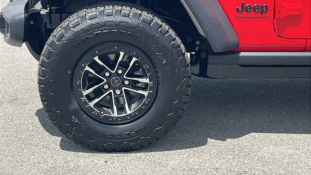 Thumbnail: 2026 Jeep Wrangler - 8