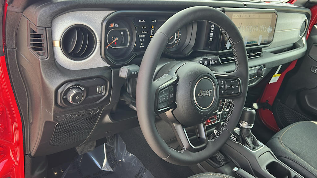 Thumbnail: 2026 Jeep Wrangler - 2