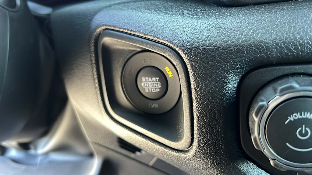 Thumbnail: 2026 Jeep Wrangler - 25