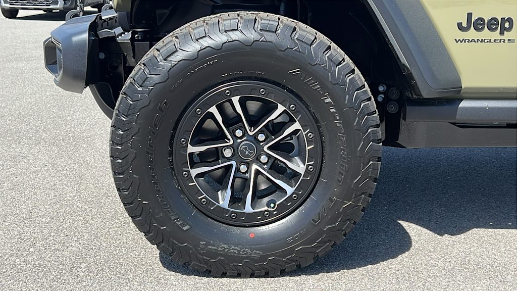 Thumbnail: 2026 Jeep Wrangler - 8