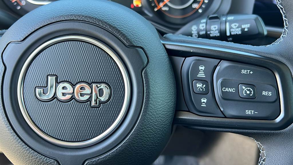 Thumbnail: 2026 Jeep Wrangler - 27