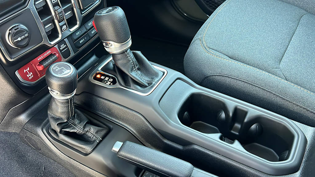 Thumbnail: 2026 Jeep Wrangler - 15