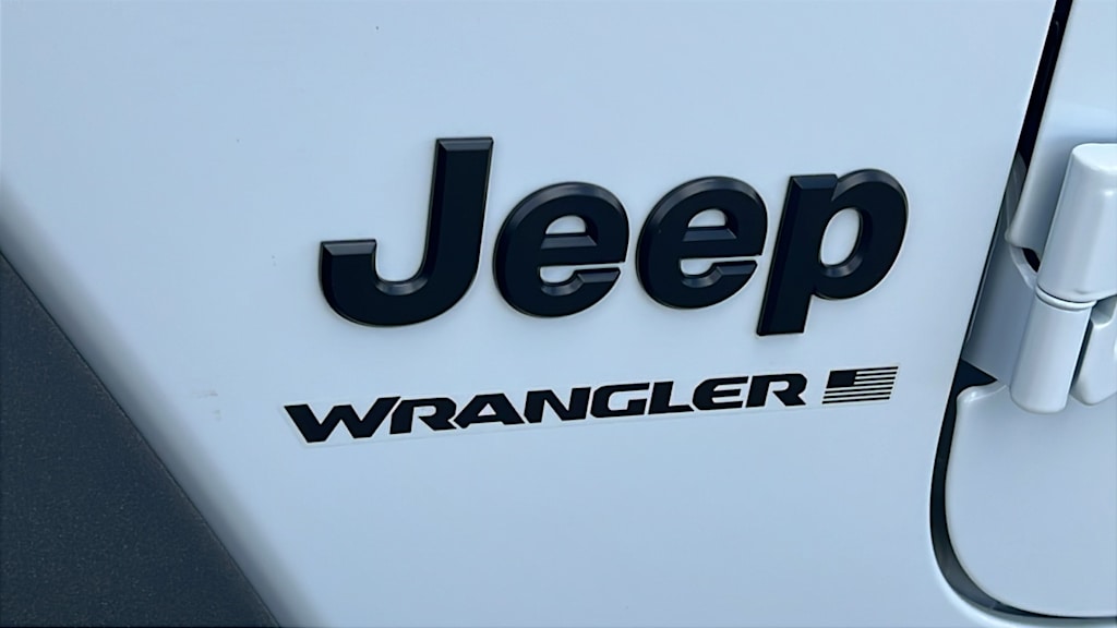 Thumbnail: 2026 Jeep Wrangler - 30