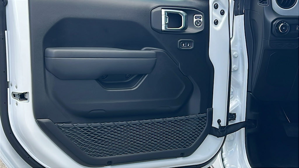 Thumbnail: 2026 Jeep Wrangler - 28
