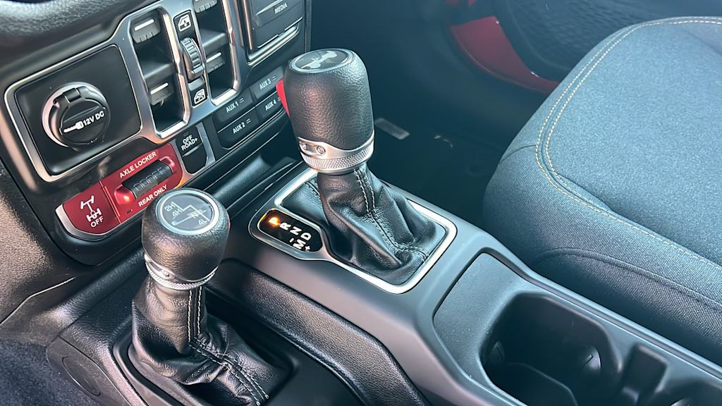 Thumbnail: 2026 Jeep Wrangler - 15