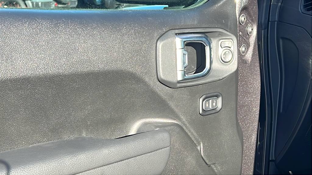 2025 Jeep Wrangler Sport 26