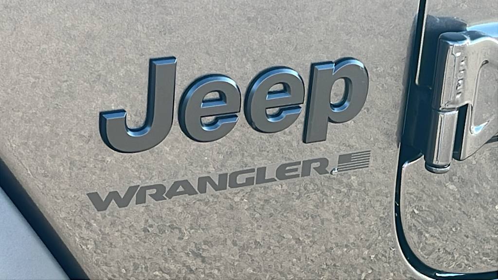 2025 Jeep Wrangler Sport 19