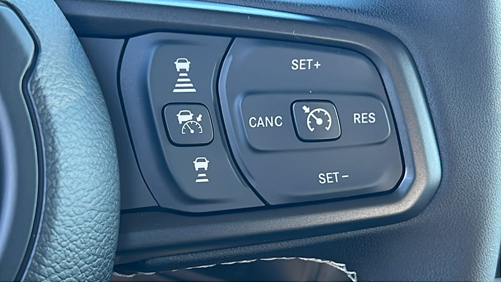 2025 Jeep Wrangler Sport 31