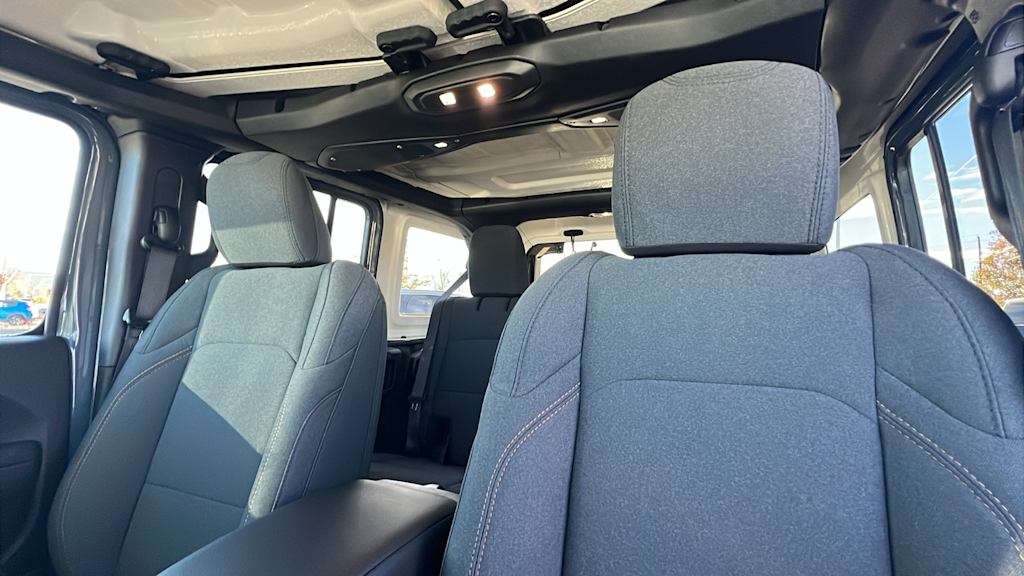 Thumbnail: 2026 Jeep Wrangler - 10