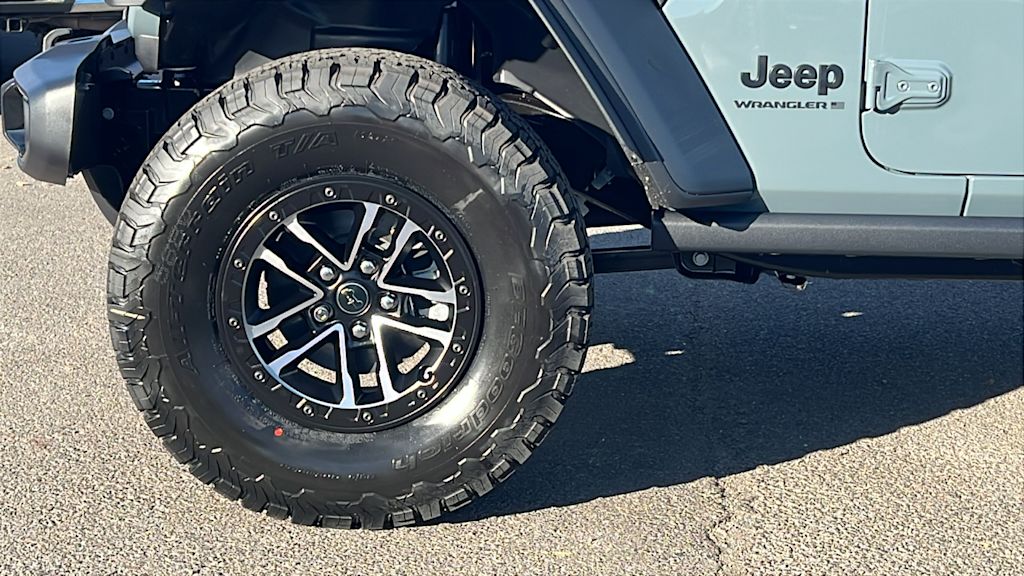 Thumbnail: 2026 Jeep Wrangler - 8