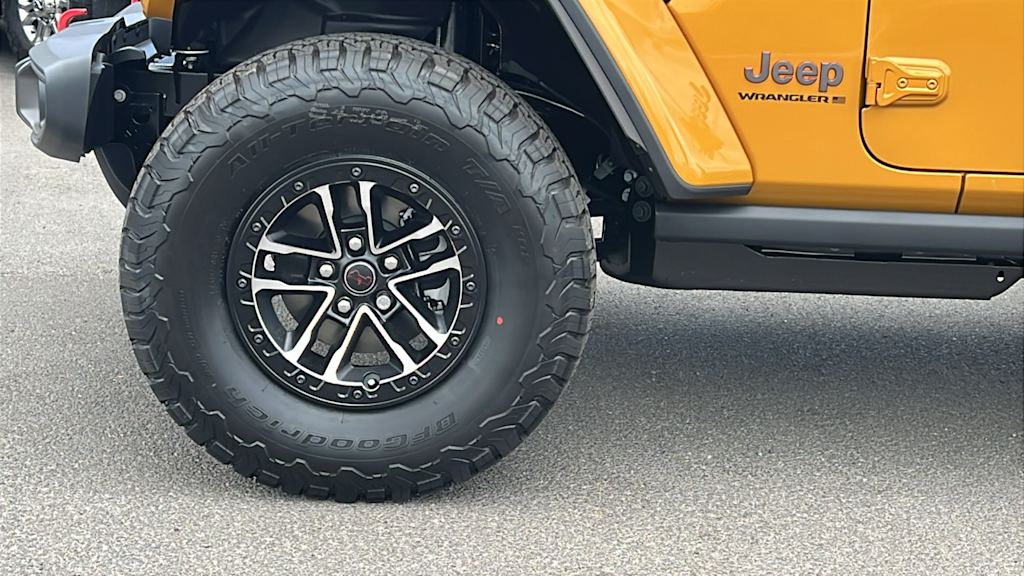 Thumbnail: 2026 Jeep Wrangler - 8