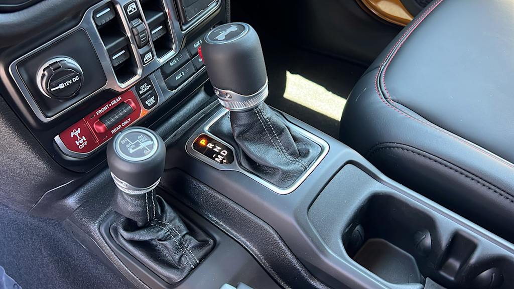 Thumbnail: 2026 Jeep Wrangler - 16