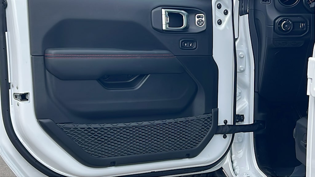 Thumbnail: 2026 Jeep Wrangler - 29