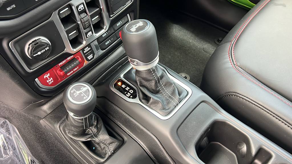 Thumbnail: 2026 Jeep Wrangler - 14