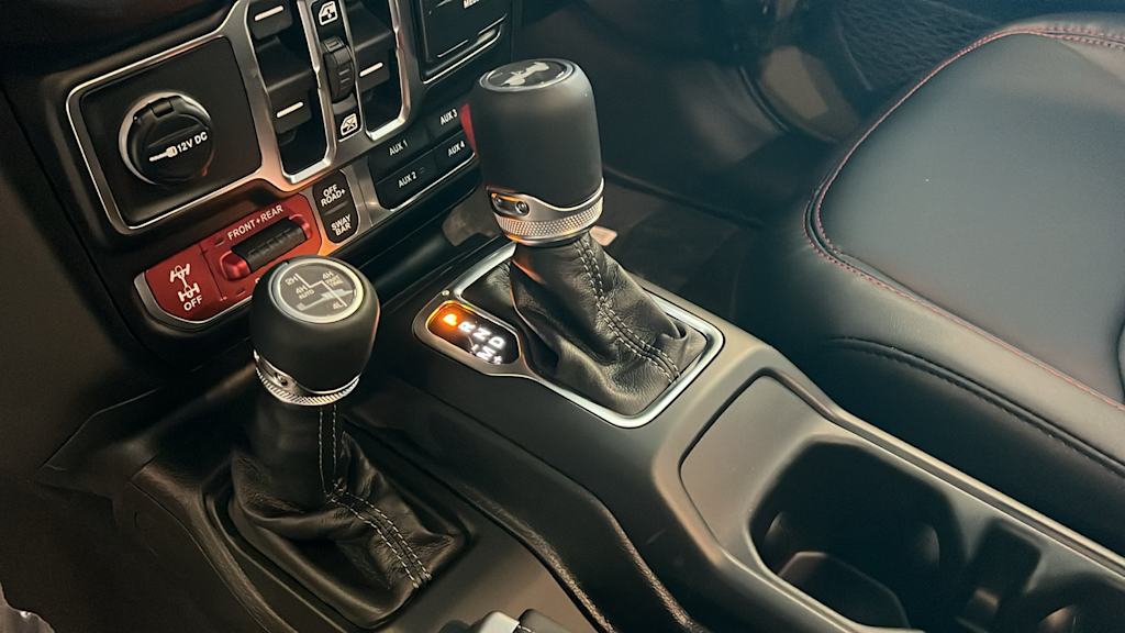 Thumbnail: 2026 Jeep Wrangler - 15